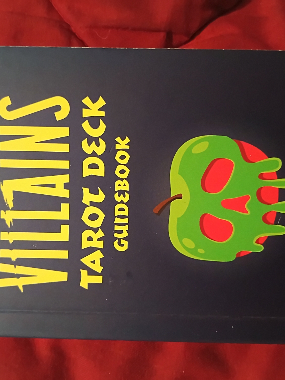 Villains Tarot Deck Guidebook - Black and Green